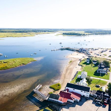 Bright 4Br Beach House, Pine Point Perfection Scarborough Bagian luar foto
